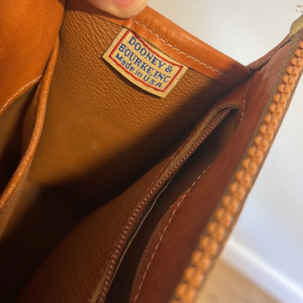 Vintage!!! Dooney & Bourkey, gray & tan purse